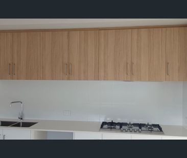 Secure, Stylish & Spacious – Your Ideal Family Home - Photo 1