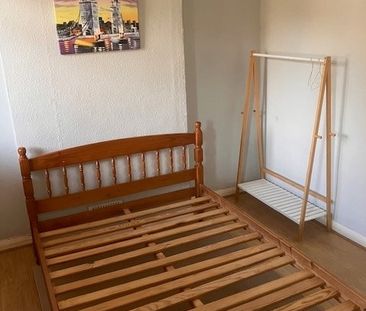 2 Bed Terraced House, Tower Hamlets Road, E7 - Photo 5