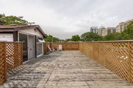 28 Balmoral Ave. - Photo 2