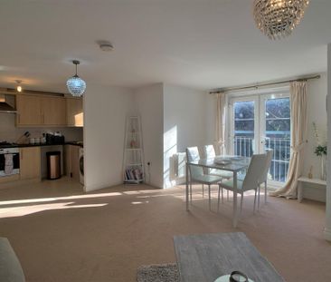 2 bedroom flat to rent - Photo 6