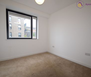 29 Victoria Avenue, Southend On Sea, Essex, SS2 - Photo 2