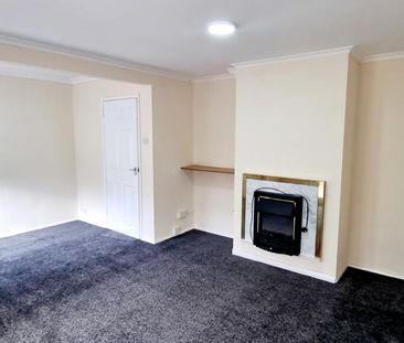 2 bedroom semi-detached house to rent - Photo 2