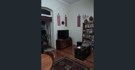 DELIGHTFUL & TRANQUIL 1 BEDROOM UNIT - Photo 2