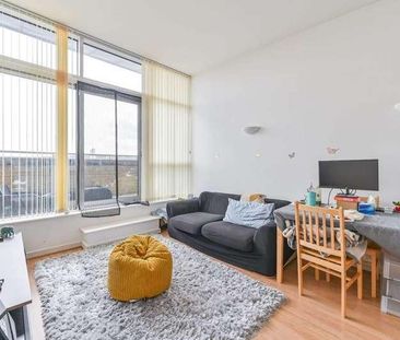 Building, Woolwich Riverside, SE18 - Photo 2