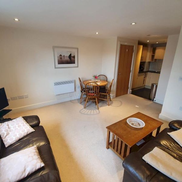 1 bedroom flat to rent - Photo 1