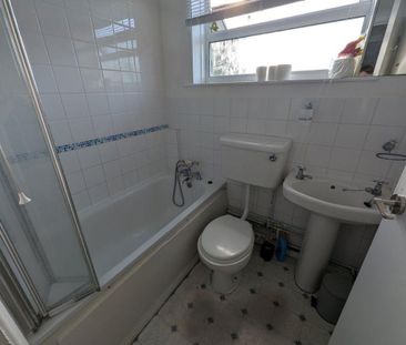 2 bedroom bungalow to rent - Photo 6