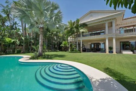 Alquiler de casa o chalet independiente en Calle Verdi - Photo 2