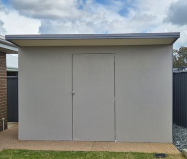 12 Shellbrook Avenue, Thurgoona NSW 2640 - House For Rent | Domain - Photo 3