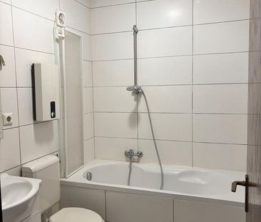 2 Zimmer Wohnung im ruhigen Altbau (50 m²) - Photo 4