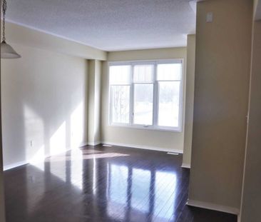 For Lease - (Main) - 3215 Thomas Street Unit# 2, Mississauga, Ontario - Photo 3
