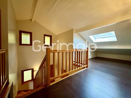 Location Maison 5 pièces 176,23 m² - Photo 5