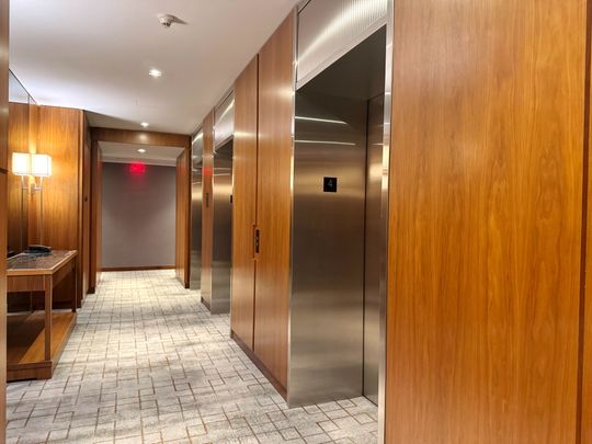 For Lease - 55 Scollard Street Unit# 402, Toronto, Ontario - Photo 1