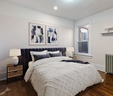 374 Saint Clarens Avenue apartment — Toronto, ON (4-Bedroom) - 4 Bedroom - Photo 1