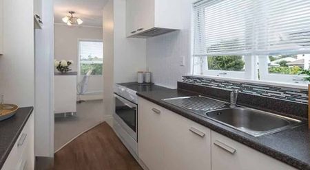 Specious Family Home - Available Now! - Photo 2