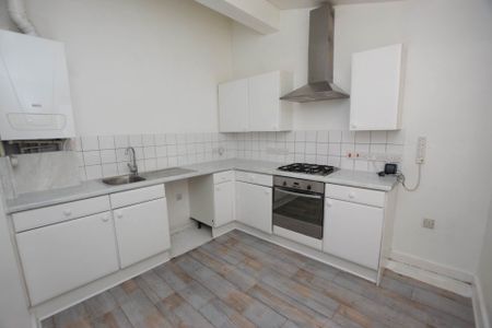 Old Chester Road, Birkenhead - Photo 3