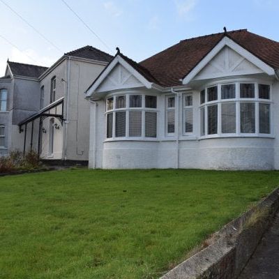 Brynlloi Road, Ammanford, SA18 - Photo 1