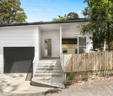 Modern Home in a Quiet, Leafy Setting - Photo 2