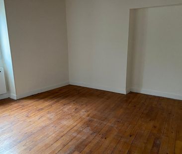 Location Maison 3 pièces 46m² LES VANS 07140 - Photo 5