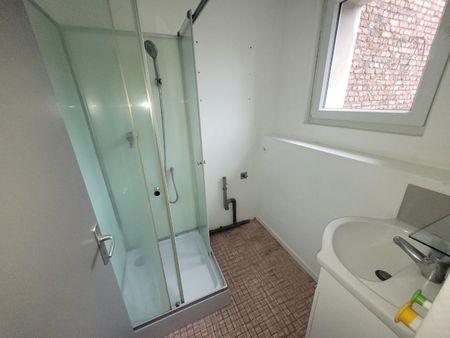 Location Appartement 2 pièces 52m² CAMBRAI 59400 - Photo 4