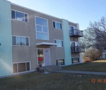 VACANT -Large Bright 2 Bedroom - Bargain! | 5 - 4015 26 Avenue S.W.... - Photo 1