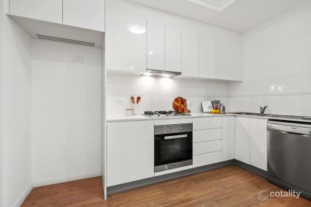 Modern One-Bedroom Apartment with Study in a Convenient Carlingford Location - Photo 3