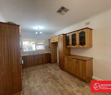 UPDATED 3 BEDROOM HOME - GREAT LOCATION - Photo 6