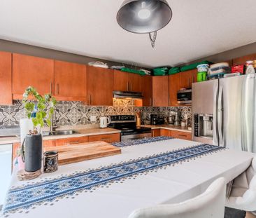 For Lease - 893 Bitterbush Crescent, London North, Ontario - Photo 6