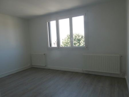 Location Appartement 3 pièces 54m² TOURS 37000 - Photo 3