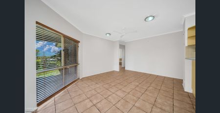 Family home in Gordonvale - Photo 2