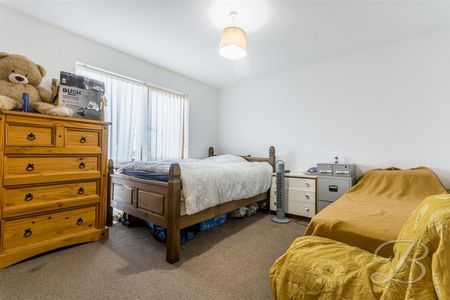 1 bedroom - Photo 2