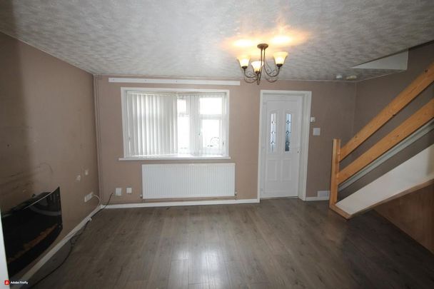 2 bedroom terraced house to rent - Photo 1