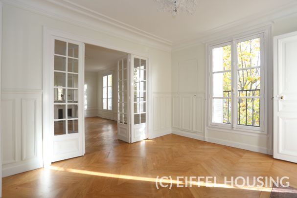 Tout savoir sur cet appartement dans le quartier Monnaie, à Paris 6ème - Photo 1