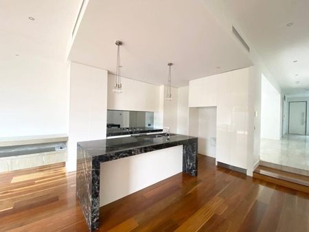 7A Churchill Court, Brighton East - Photo 3