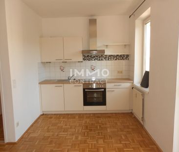 Sonnige 2-Zimmer Wohnung mit Balkon! - Photo 1