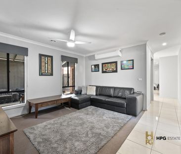 Spacious & Modern 4-Bedroom Home! - Photo 2