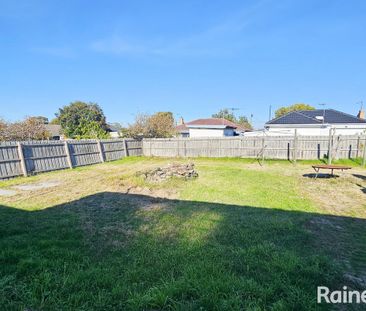 4-Bedroom Home in Good Location! - Photo 2