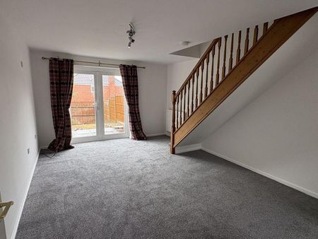 2 bedroom terraced house to rent - Photo 2