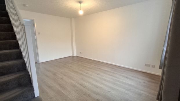 Eagle Drive, Sleaford - Photo 1