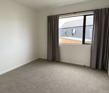 Near New Townhouse! - Photo 3
