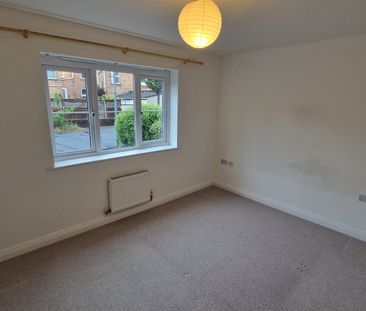 2 bed flat to rent in Northfield Court, Pollards Way - Photo 3