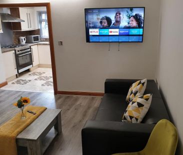 7 bedroom house to rent - Photo 1