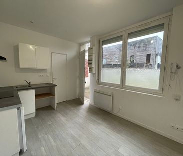 Location Appartement 2 pièces 26m² - Photo 2