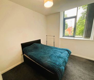 Corporation Street, City Centre - Photo 5