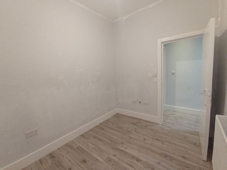 3 Bed Flat, Stuart Crescent, N22 - Photo 4