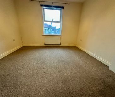 Florence Road, Bournemouth - Photo 2