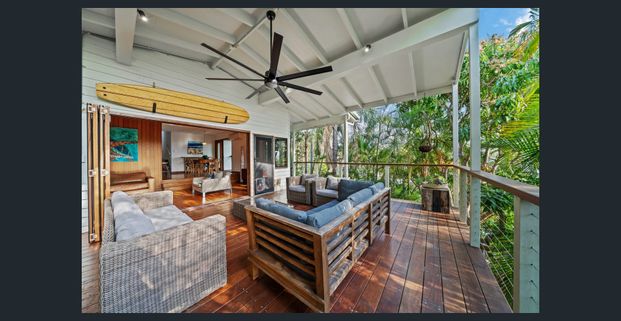 Character Queenslander in Prime Burleigh Location | 3 Bedrooms | Available 6 Dec 2025 - Photo 1