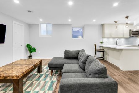 For Lease - 5463 Fudge Terrace Unit# Basement Apt, Mississauga, Ontario - Photo 4