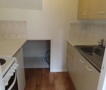 1 bedroom duplex to rent - Photo 2