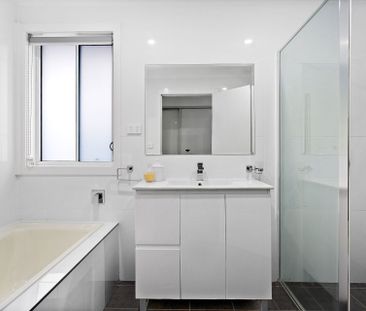 20/110 Kanahooka Road, - Photo 5