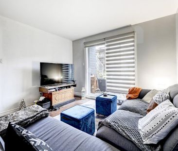 Chambre dans un Condo 5 1/2 - Photo 3